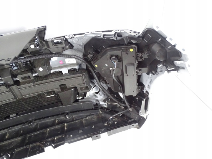 PARE-CHOCS AVANT AVANT RENAULT SCENIC V 5 E-TECH