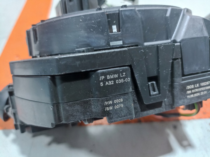 BMW 2 F44 BANDE MANETTES COMMUTATEUR 5A32035