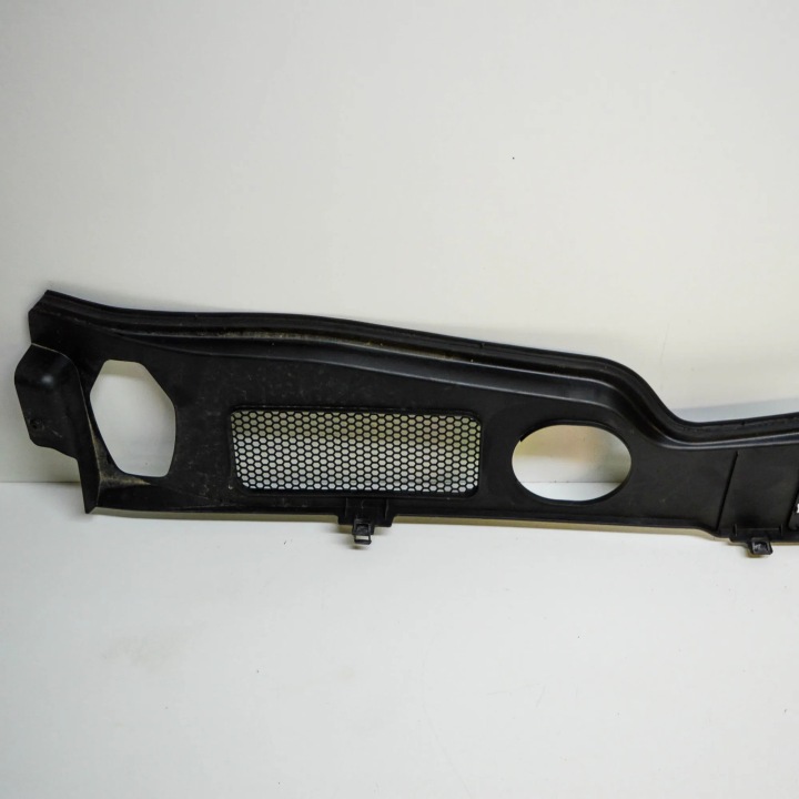 PLASTYK ESSUIE-GLACES AVANT AUDI Q5 (8R) 8R1819447C 15305207 3.2L 199KW