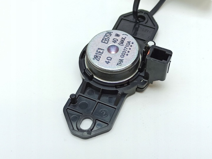 HAUT-PARLEUR CENTRAL NISSAN NAVARA D23 281E1EB70A