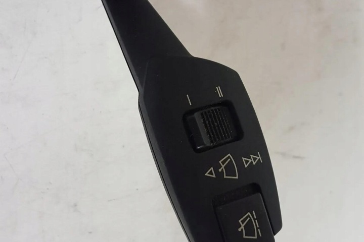 MANETTES BMW 3 (E90) 01208196 2.0L DIESEL 2011