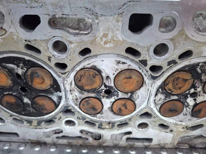 CULASSE MOTEUR 9655911480 PEUGEOT 207 1.6 HDI 9HZ 2006-