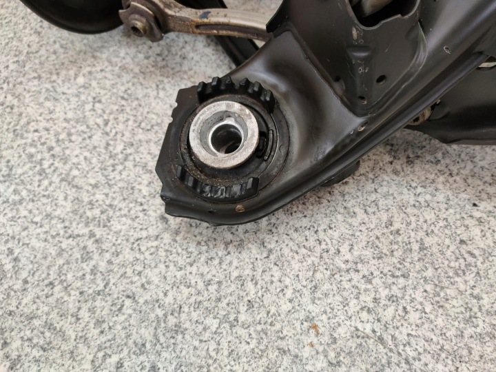 MERCEDES C CLASSE W204 SUSPENSION ARRIÈRE COMPLET CHÂSSIS ORIGINE PARFAIT
