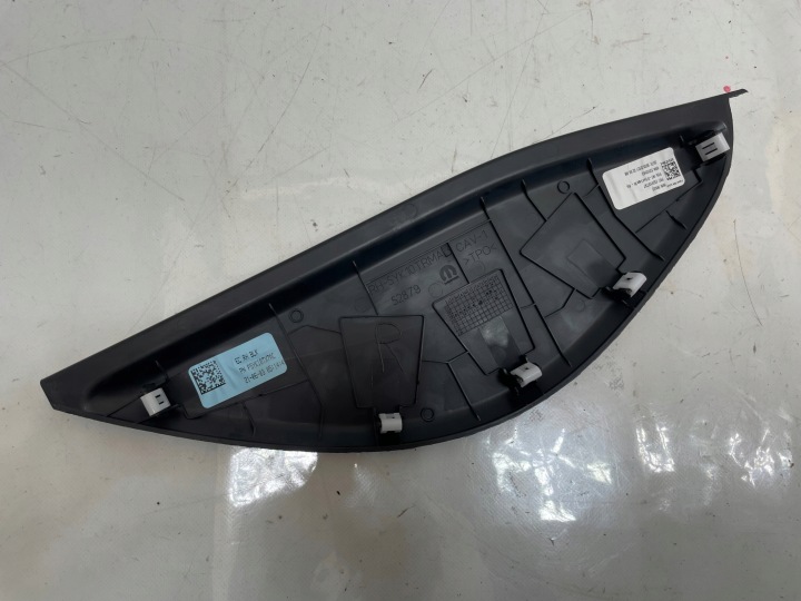 DODGE RAM V BIGHORN 19- PROTECTION TABLEAU DE BORD INSTRUMENTATION GAUCHE DROITE 5YK11TRMAD USA