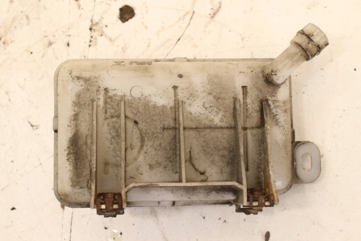 RÉSERVOIR LIQUIDE DE FREIN 460910738R TRAFIC III VIVARO B
