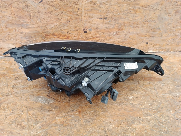 PHARE GAUCHE AVANT LED EUROPE VOLVO S60 V60 32314165