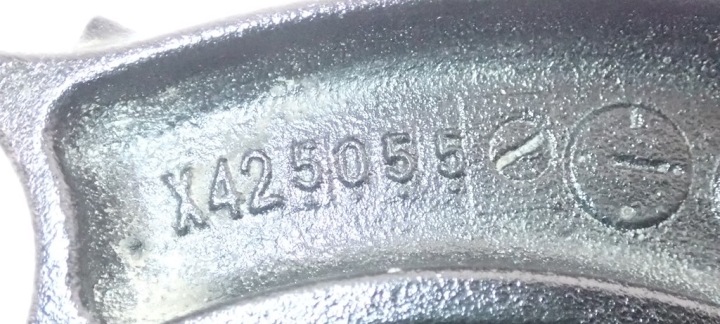 8K0413037L ORIGINE VAG FIXATION AMORTISSEUR AUDI DROIT A4 08- LE