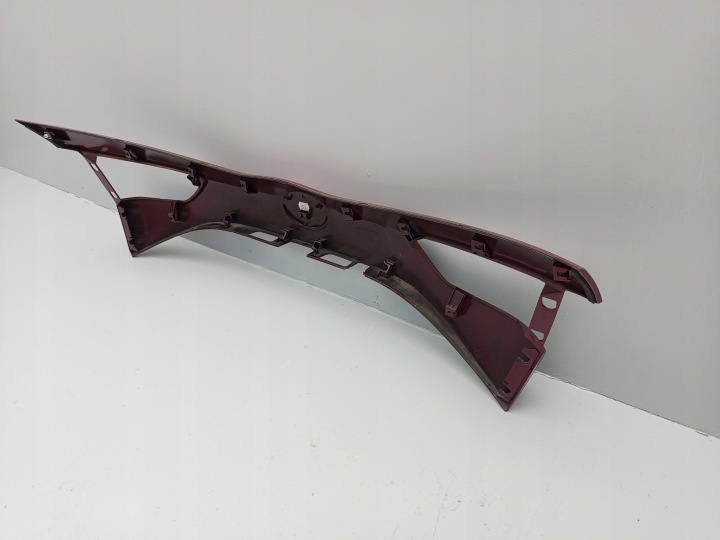 TOYOTA YARIS III LIFT 2017- CACHE MOULURE COUVERCLES DE COFFRE COUVERCLES DE COFFRE ARRIÈRE 76811-0DA30 ÷