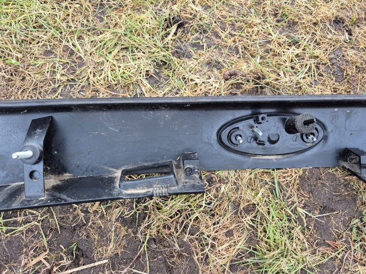 CACHE ARRIÈRE COUVERCLES DE COFFRE COUVERCLES DE COFFRE EMBLÈME GJ54-S43404-A FORD KUGA II MK2 LIFT