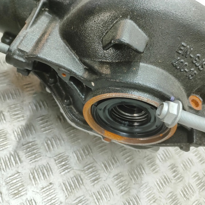 RÉDUCTEUR DE VITESSE ARRIÈRE BMW XM (G09) 8849117 34218214 4.4L 480KW 2023