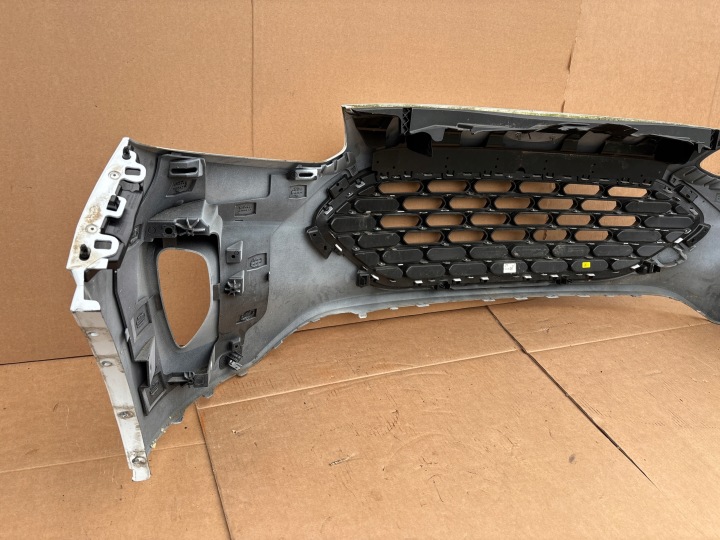 FORD KUGA MK3 PARE-CHOCS AVANT B. EN BON ÉTAT LV4B-8200-GD LV4B-17D957