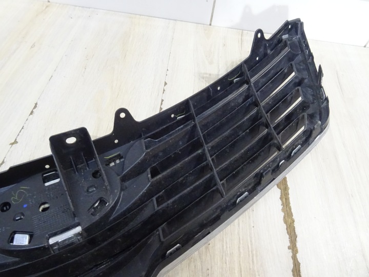 TOYOTA AVENSIS T25 03- CALANDRE GRILLE CHROME AVANT 53100-05110