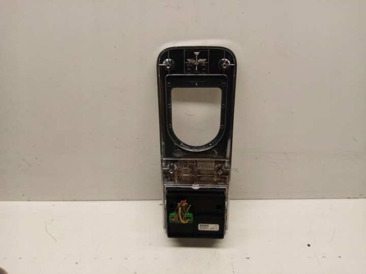 PANNEAU COMMUTATEURS LAND ROVER RANGE ROVER III (L322) BH4214B596AE 27320508
