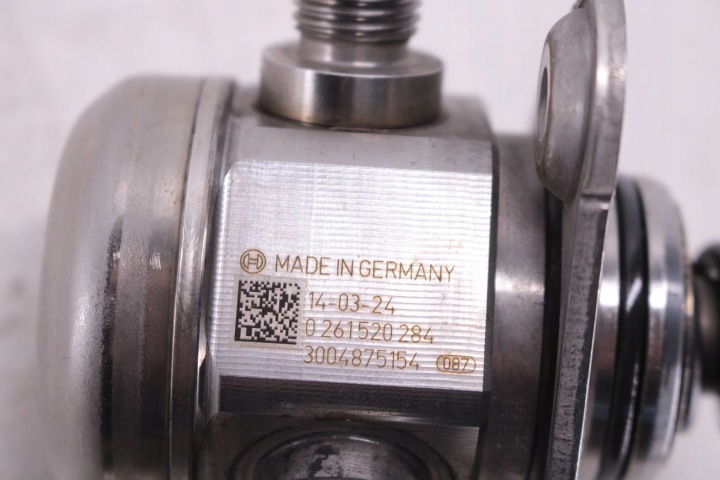 BMW 3 F30 F35 F31 2015 POMPE INJECTION HAUTE PRESSION