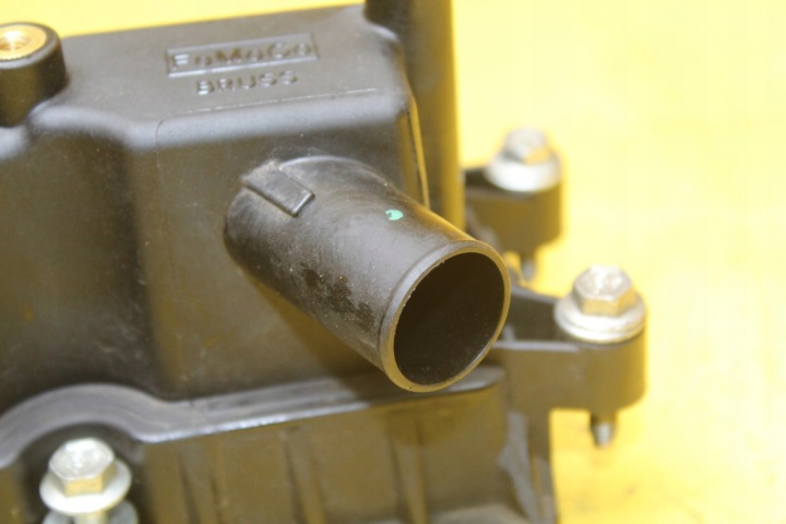 COUVERCLE DE SOUPAPES FIESTA MK7 VII 1.6 T BM5G-6M293DG
