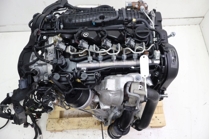 VOLVO XC70 MOTEUR D4204T5 31416099, 6906513