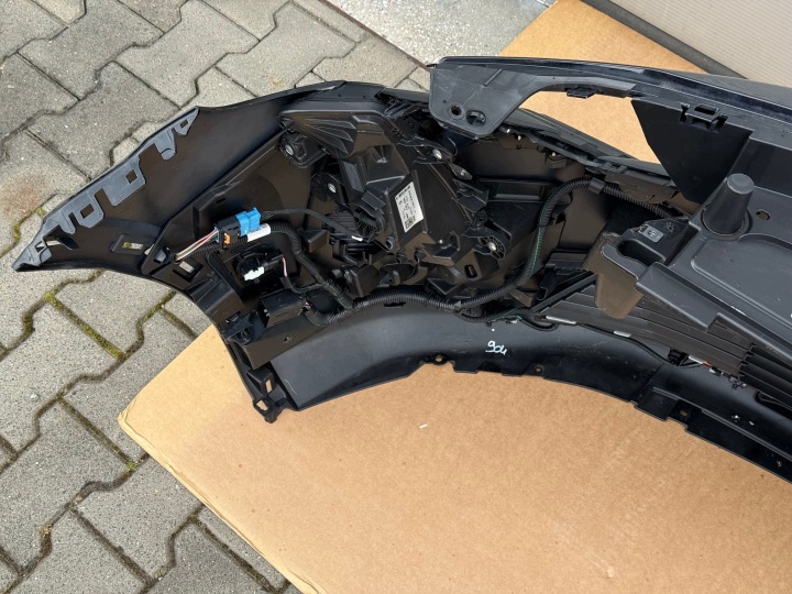 PEUGEOT 3008 II LIFT PARE-CHOCS AVANT AVANT KTVD COMPLET 6PDC LED CASQUETTE