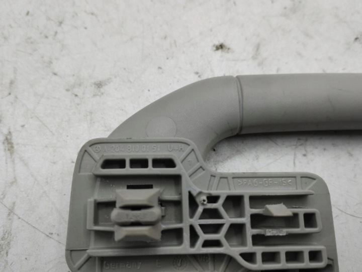 MERCEDES-BENZ C W204 KIT UCHWYTOW SUFITOWYCH 2009 A2048100051