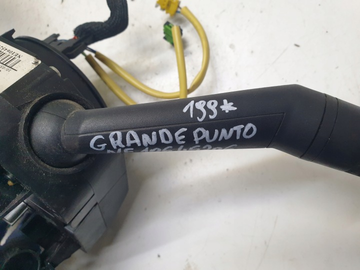 COMMUTATEUR COMPOSITE FIAT GRANDE PUNTO NE10645206