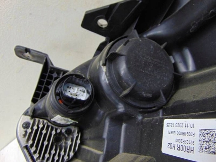 PROJECTEUR AVANT KIA SPORTAGE HR00RH02
