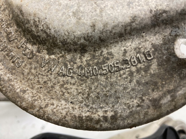 AUDI SQ5 SUSPENSION LEVIER ROTULE DE DIRECTION ENSEMBLE DROIT ARRIÈRE 80A505436J