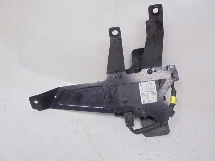 MODULE CAPTEUR MORT ZONE RADAR DROIT 95821-G5000 KIA NIRO I 1,6 GDI 17R.