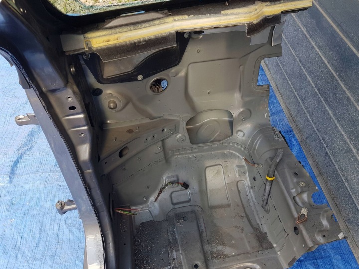 LONGERON QUART COUPELLE AVANT GAUCHE MERCEDES CLA W117 C787 787