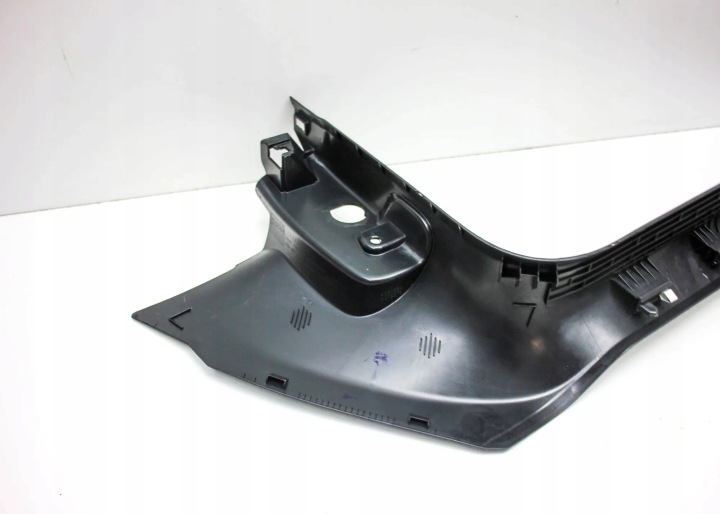 AVANT GAUCHE MOULURE DÉCORATIVE SEUIL AUDI Q3 (F3) 83B867271 32764731 2.0L