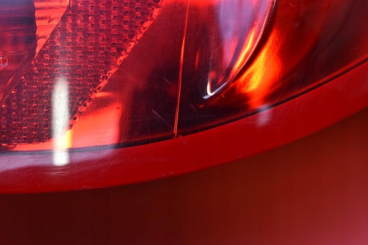 PHARE DROITE ARRIÈRE ARRIÈRE 9687311980 CITROEN C4 2 II 5D HAYON 10-17