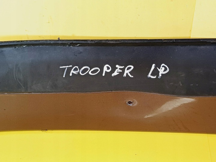 MOULURE GARDE-BOUE GAUCHE AVANT ISUZU TROOPER NR78