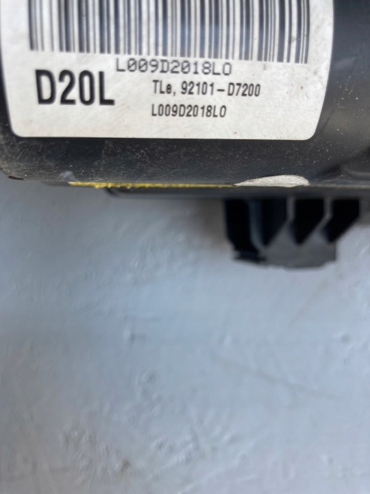 HYUNDAI TUCSON 15-18R PHARE DROITE COMPLET LED D7200