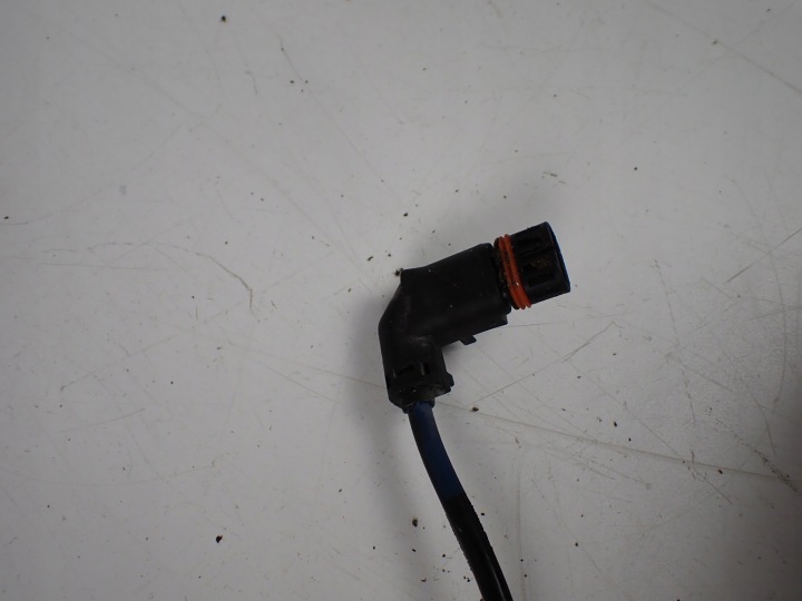 AMORTISSEUR PNEUMATIQUE GAUCHE AVANT MERCEDES S500 W221 C086105