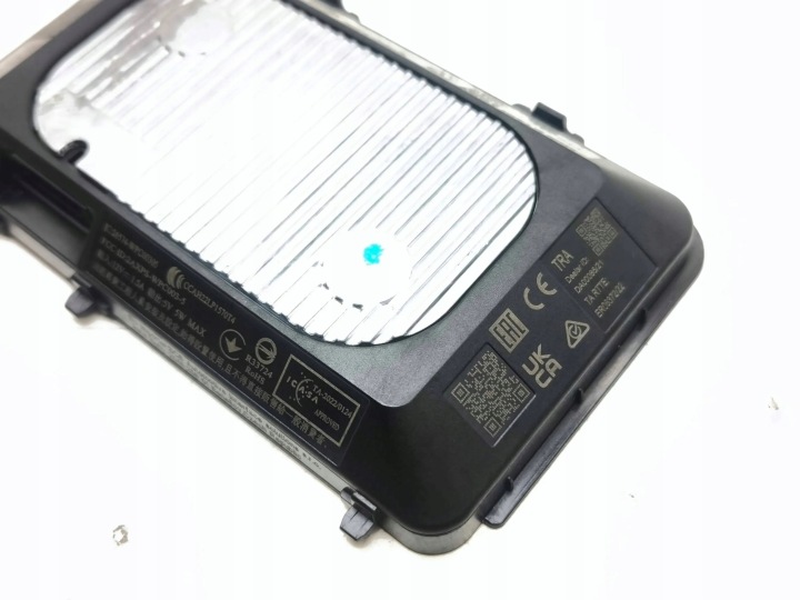 CUPRA FORMENTOR 2023 CHARGEUR INDUKCYJNA 5NA980611A