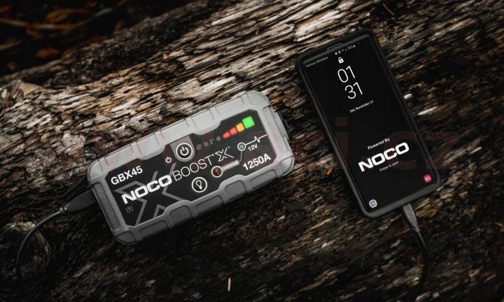 2× NOCO BOOST X GBX45 – PORTABLE DÉMARREUR 12V 1250A, POWER BANK 60W