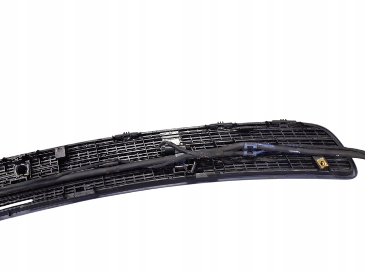 DOUBLURE DE PASSAGE DE ROUE ADMISSION AIR W203 2038800205