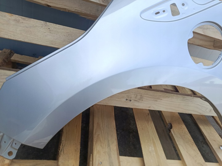 AILE GAUCHE OPEL AMPÈRE 12.11-05.15R CHEVROLET VOLT, 12.10-15R PEINTURE Z176