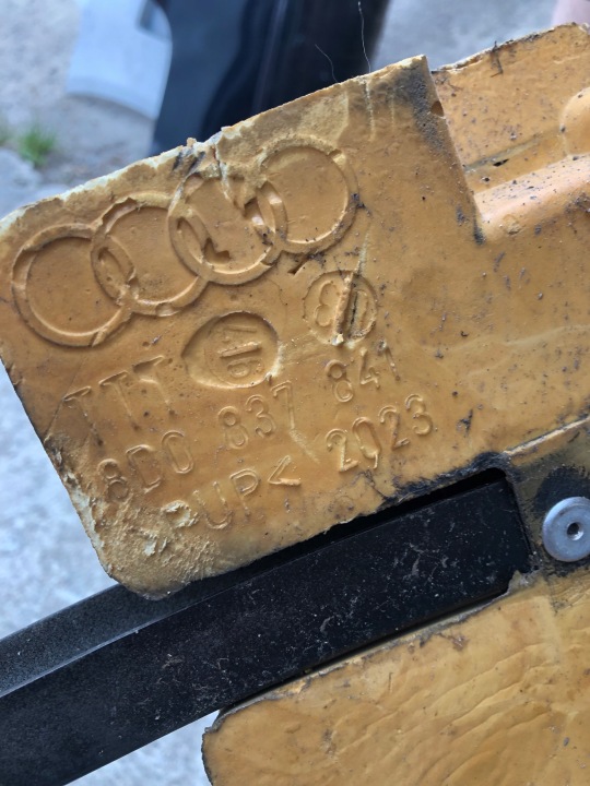 CHÂSSIS MÉCANISME SZYBM GAUCHE AVANT AUDI A4 8D0837753