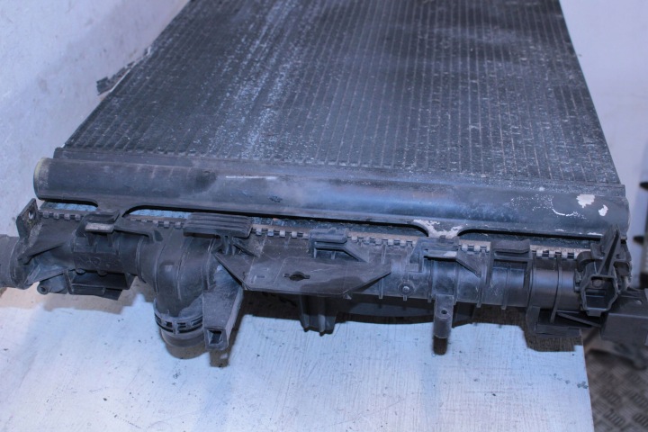 ENSEMBLE RADIATEURS LAND ROVER RANGE ROVER EVOQUE (L538) BJ328C607AC 2.2L