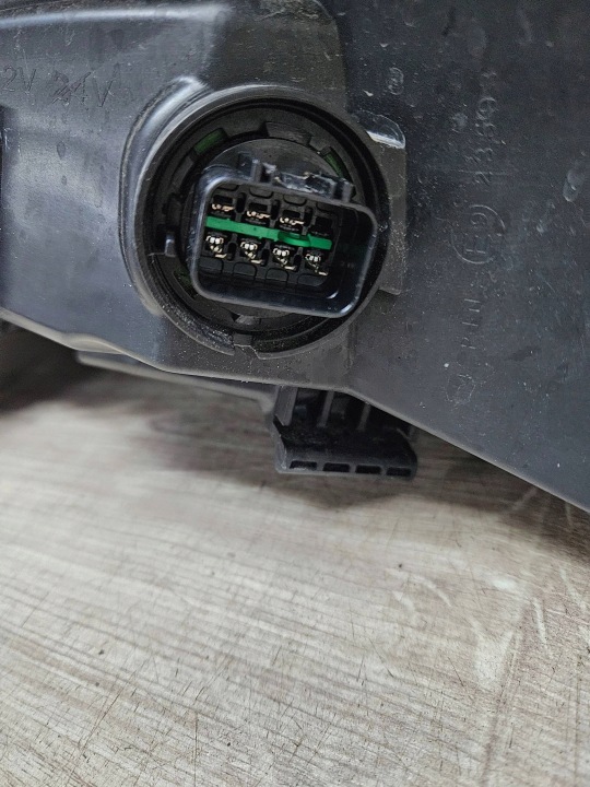 PROJECTEUR AVANT CÔTÉ DROITE HYUNDAI TUCSON IV NX4 92208N7100
