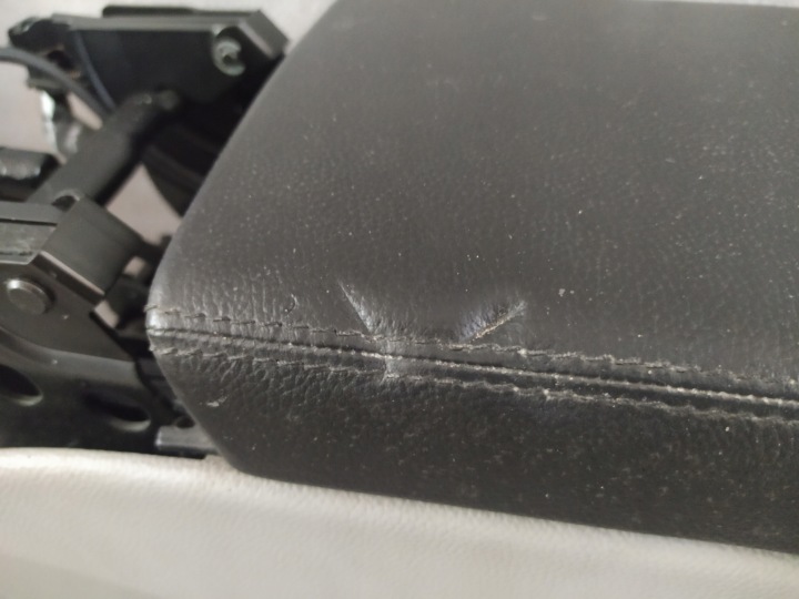MERCEDES W230 R230 BOÎTE À GANTS ACCOUDOIR SL CUIR