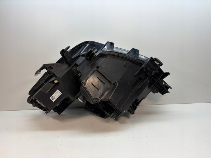 CUPRA BORN PHARE AVANT COMPLET LED DROIT AVANT 10F941008H