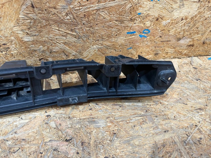 FORD TRANSIT TOURNEO COURIER MK1 I 14-23 POUTRE RENFORCEMENT PARE-CHOCS ARRIÈRE