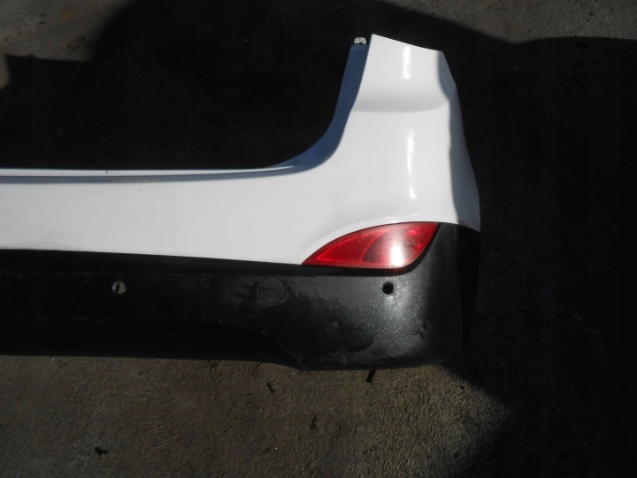 HYUNDAI IX35 PARE-CHOCS ARRIÈRE 86611-2Y000
