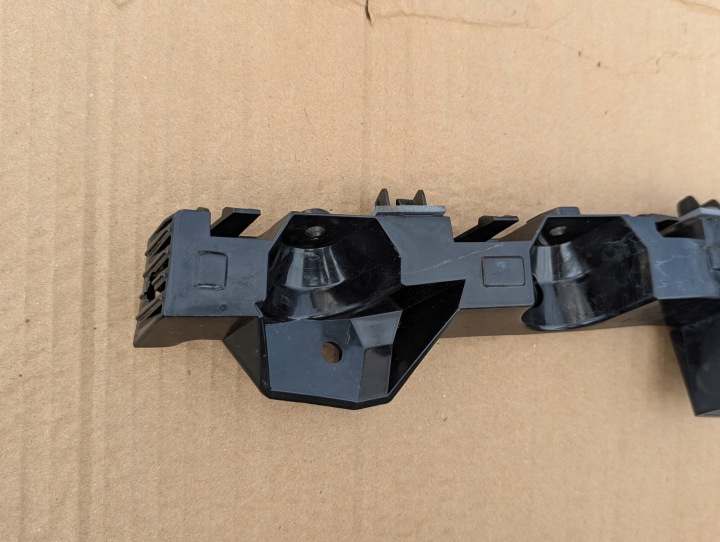 RENAULT CAPTUR II GLISSIÈRE PARE-CHOCS ARRIÈRE GAUCHE DROIT NEUF ORIGINAL