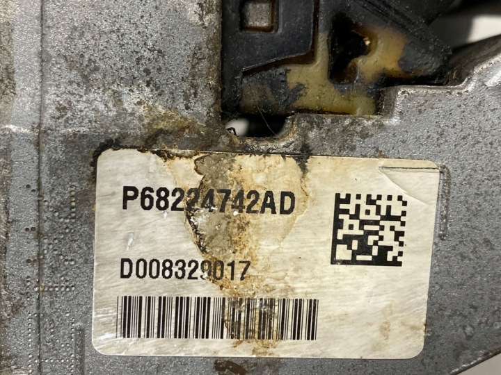 2018 CHRYSLER PACIFICA SUPPORT FIXATION MOTEUR P68224742AD