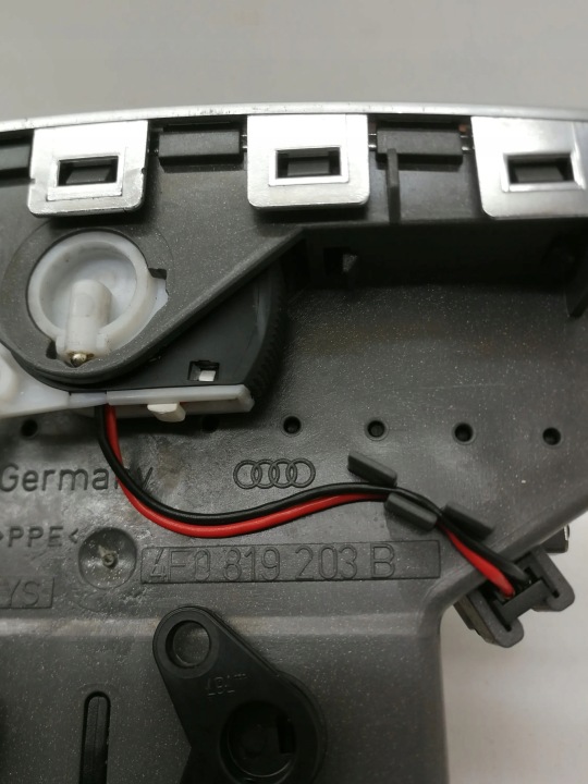 AUDI A6 S6 C6 4F 2007 GRILLE CONDUIT D'AIR ARRIÈRE TUNNELS CENTRAL