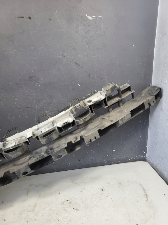 AMORTISSEUR POUTRE PARE-CHOCS AVANT OPEL VIVARO RENAULT TRAFIC OE 93450026