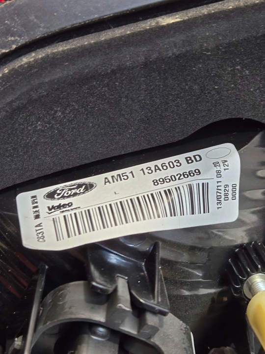 FORD C-MAX MK2 II 2 PHARE GAUCHE ARRIÈRE ARRIÈRE DANS COUVERCLE DE COFFRE AM5113A603BD