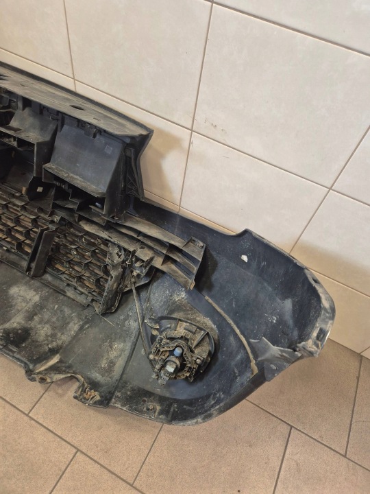 DACIA DUSTER I PARE-CHOCS AVANT AVANT 620220025R