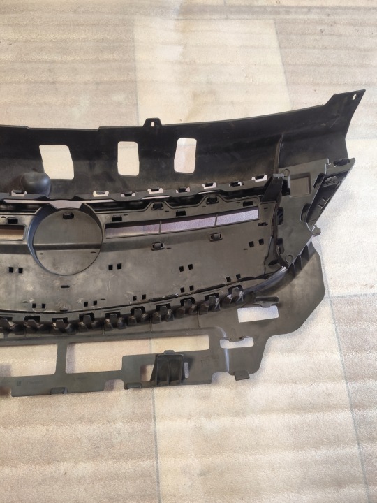 CALANDRE OPEL ASTRA K JEU NR ORIGINE 13499384